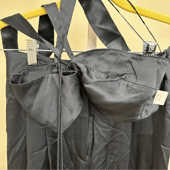 THE SEI
Slant Silk Bralette and pants set size 0 - Picture 4 of 9